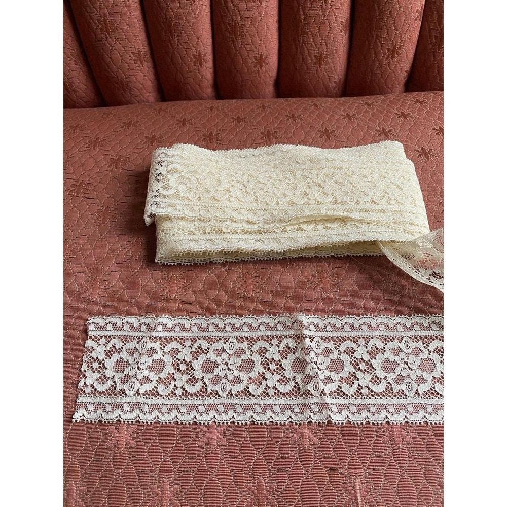 Vintage Lace 1 1/2 Wide x 5 Yards DIY Sewing Craft Junk Journal